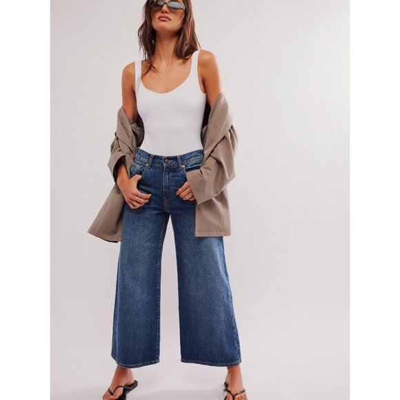 🎉LAST CHANCE🎉 FREE PEOPLE Clean Lines Bodysuit / White - Picture 4 of 6